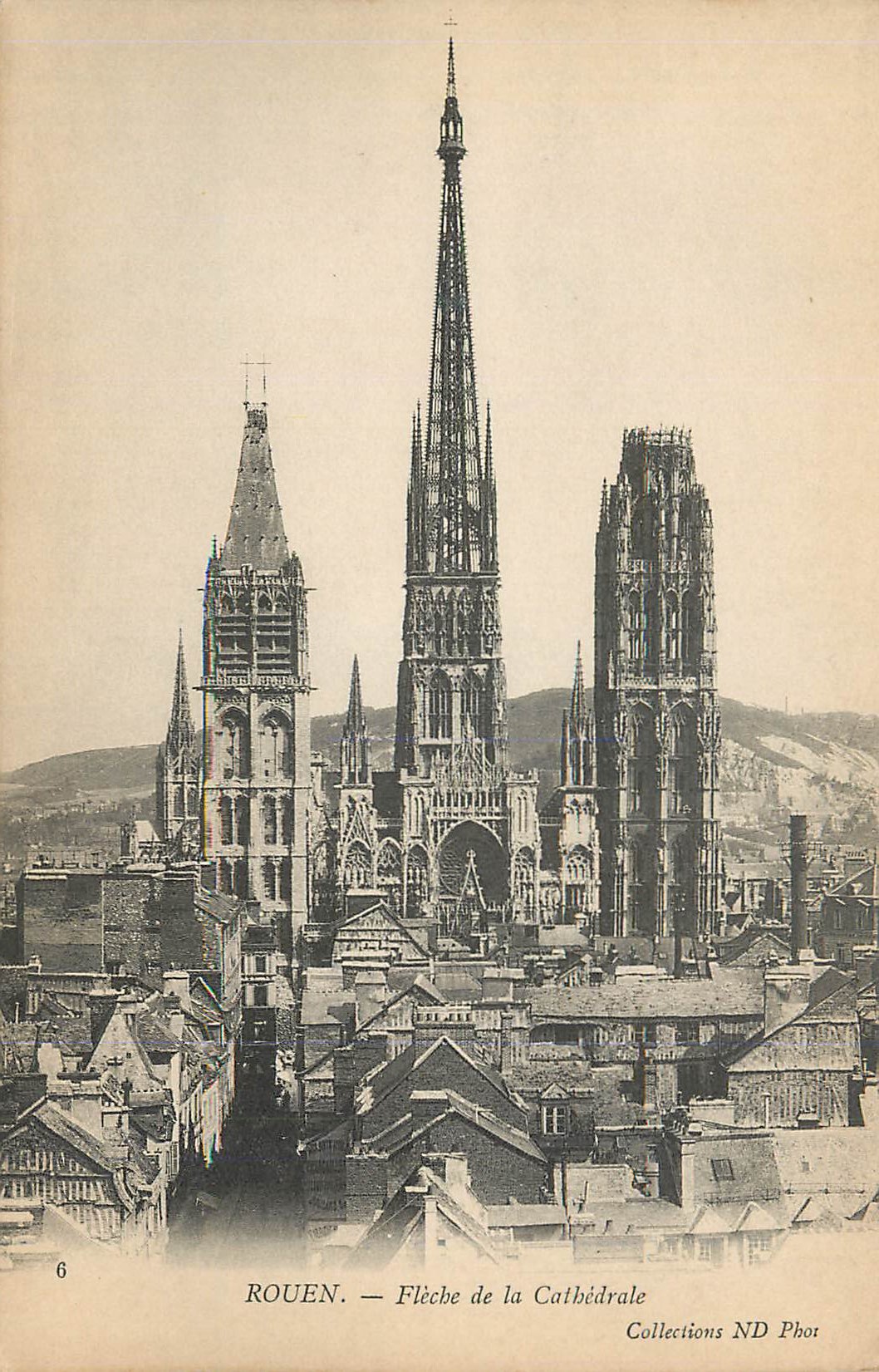 CPA Rouen Fleche de la Cathedrale
