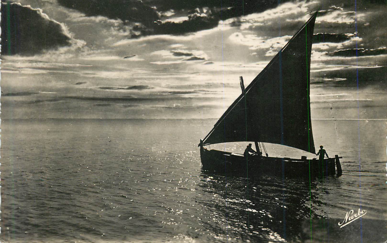 CPM Palavas Herault Contre Jour en Mediterranee Bateau 