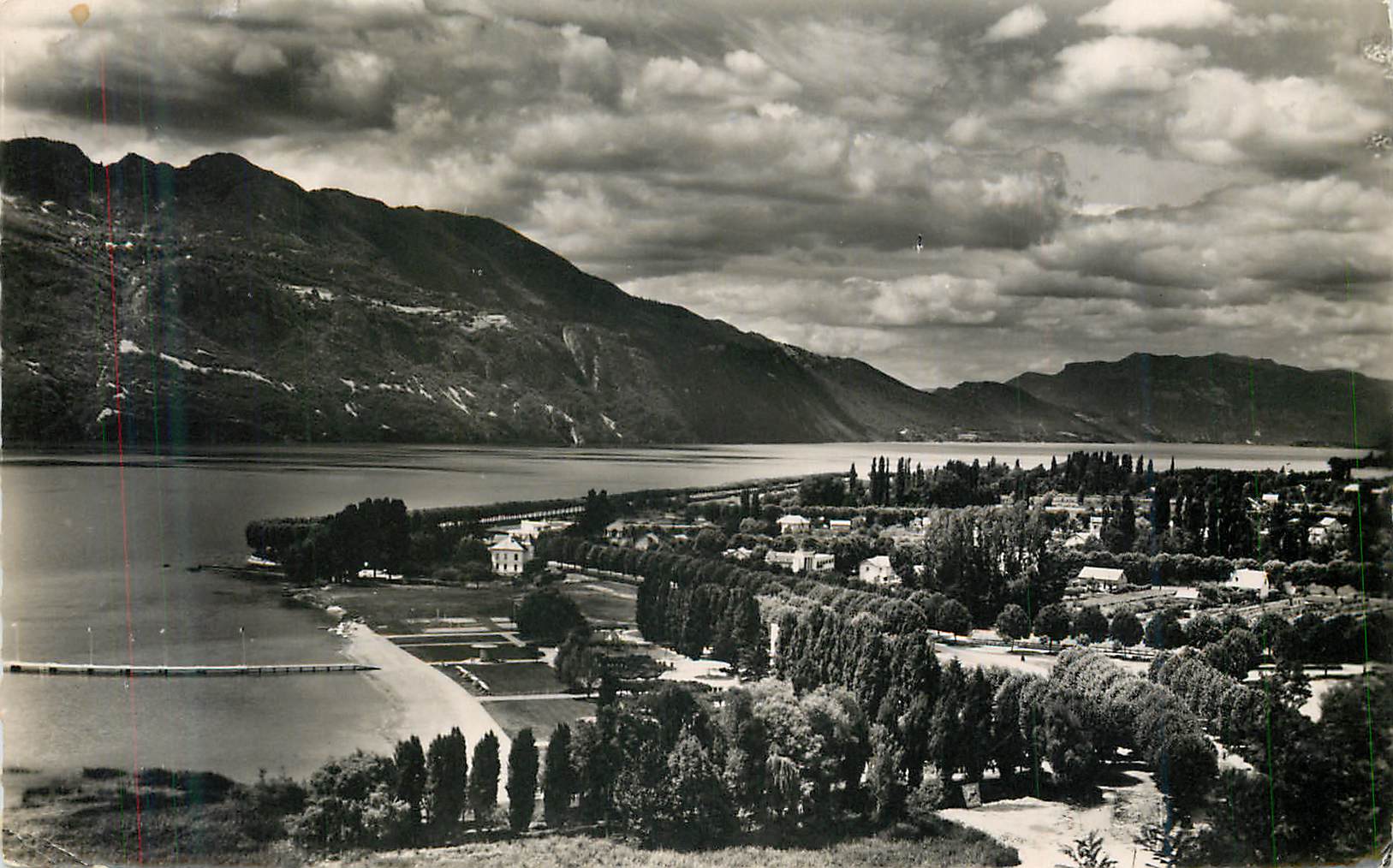 CPM Lac du Bourget Vue Generale de la Plage d'Aix les Bains