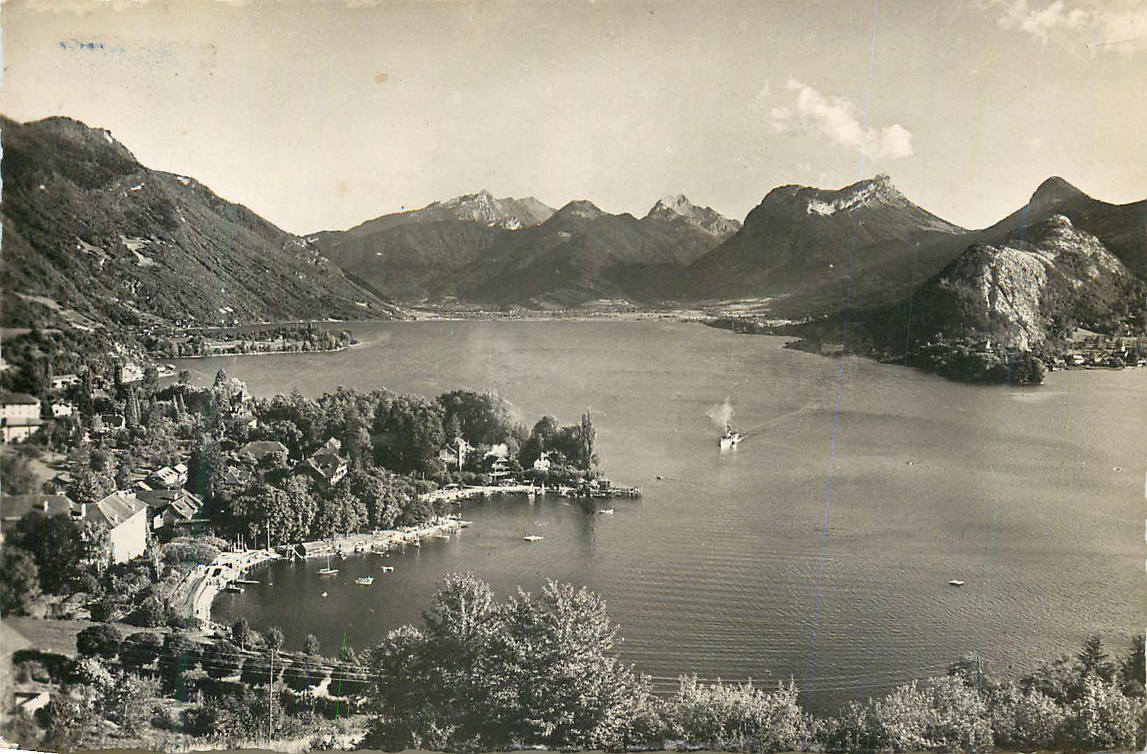 CPM Lac d'Annecy Talloires Vue Generale et Massif des Bauges
