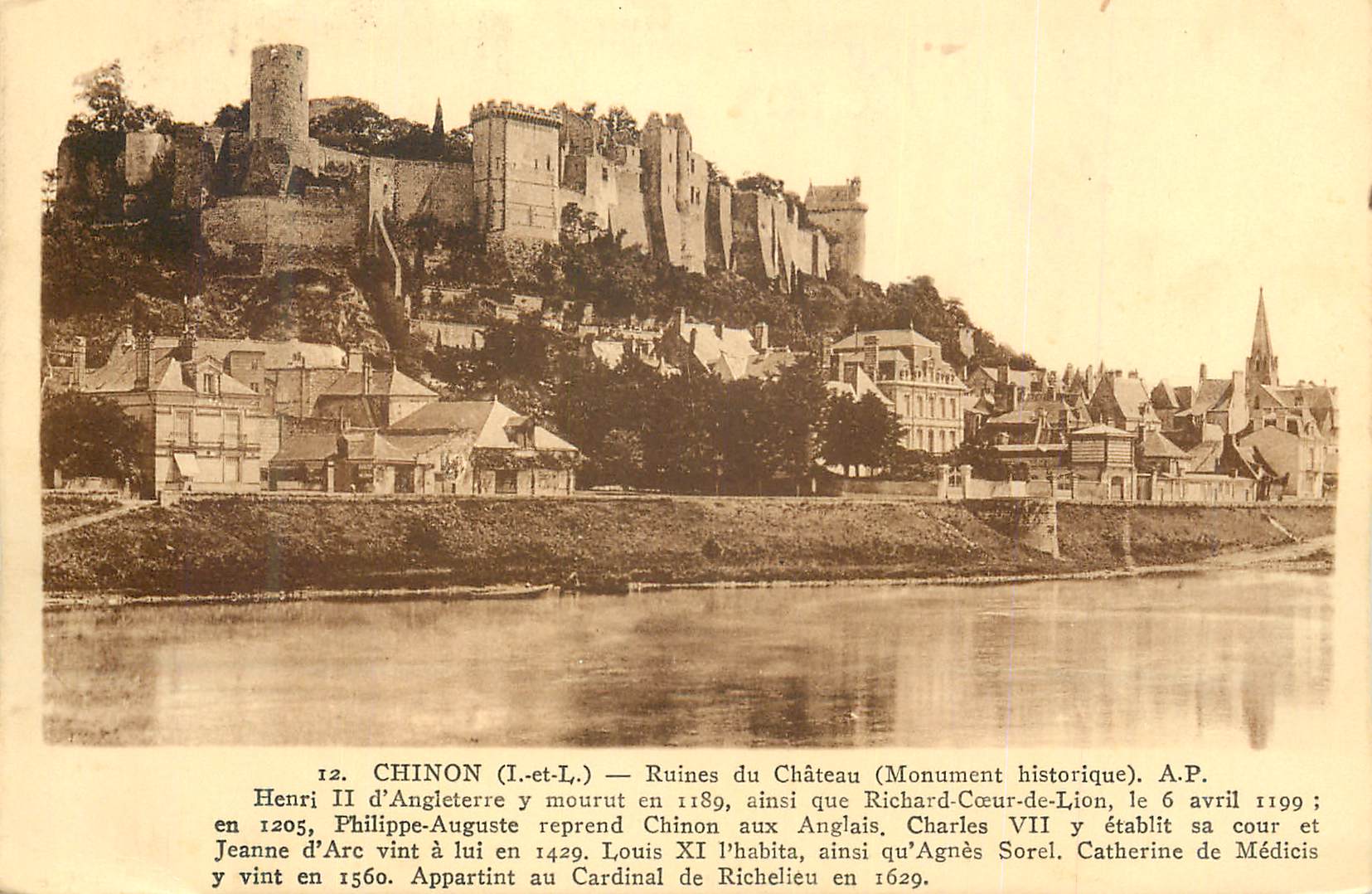 CPA Chinon (I et L) Ruines du Chateau (Monument Historique)