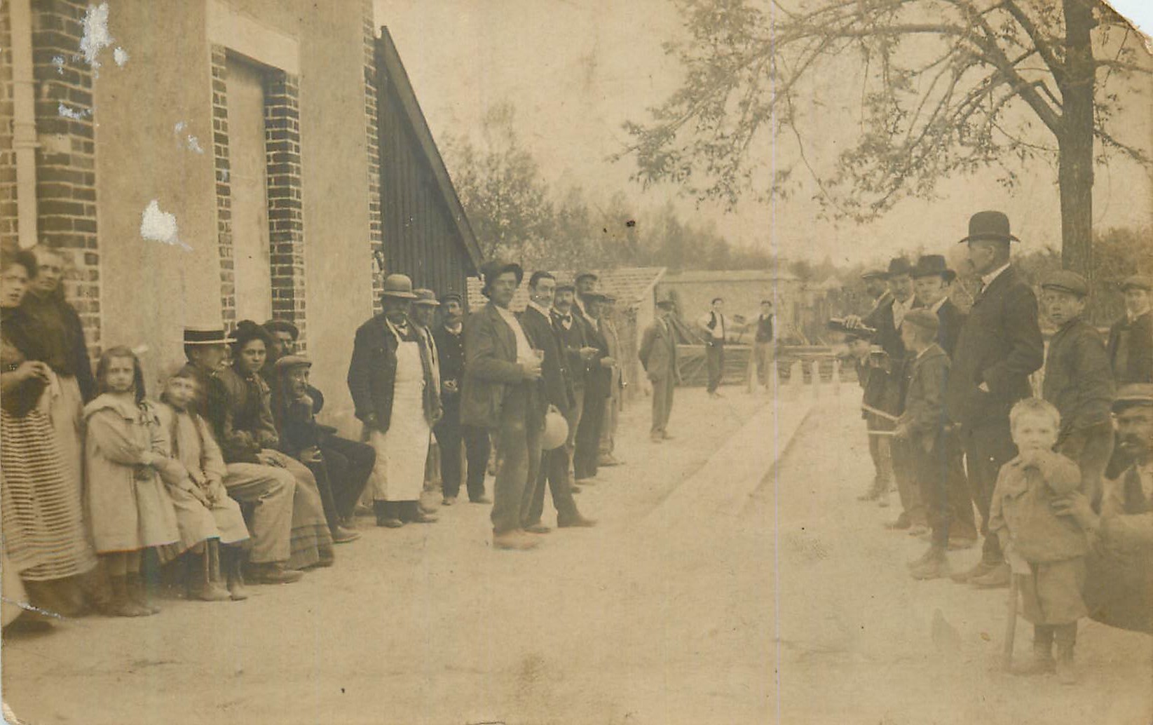 CARTE PHOTO Lamy Courbevoie Jeu de boules Jeu de Quilles