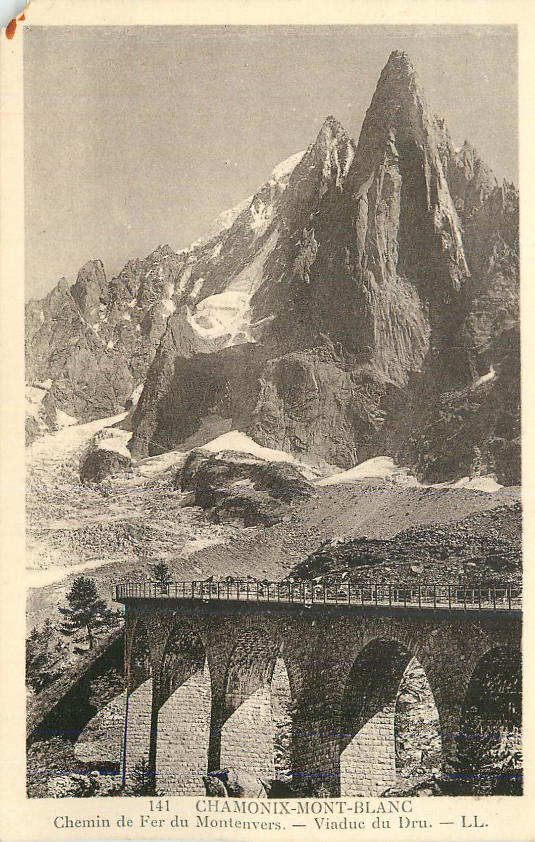 CPA Chamonix Mont Blanc Chemin de Fer du Montenvers Viaduc du Dru