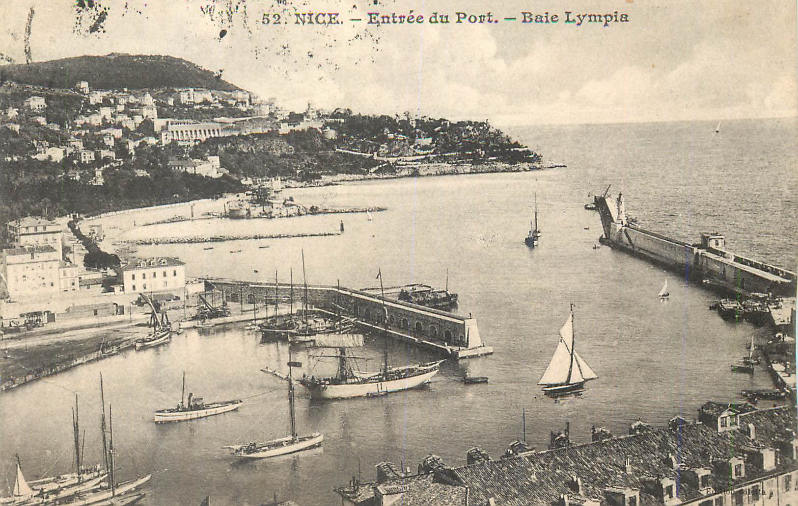 CPA Nice Entree du Port Baie Lympia Bateaux