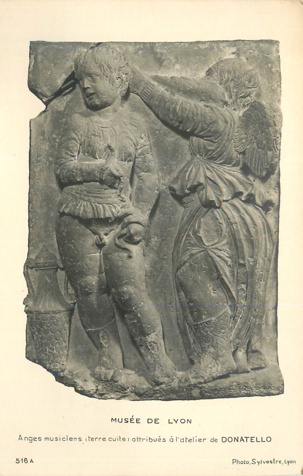 CPM Musee de Lyon Angers Musiciens (Terre Cuite) attribues a l'Atelier de Donatello