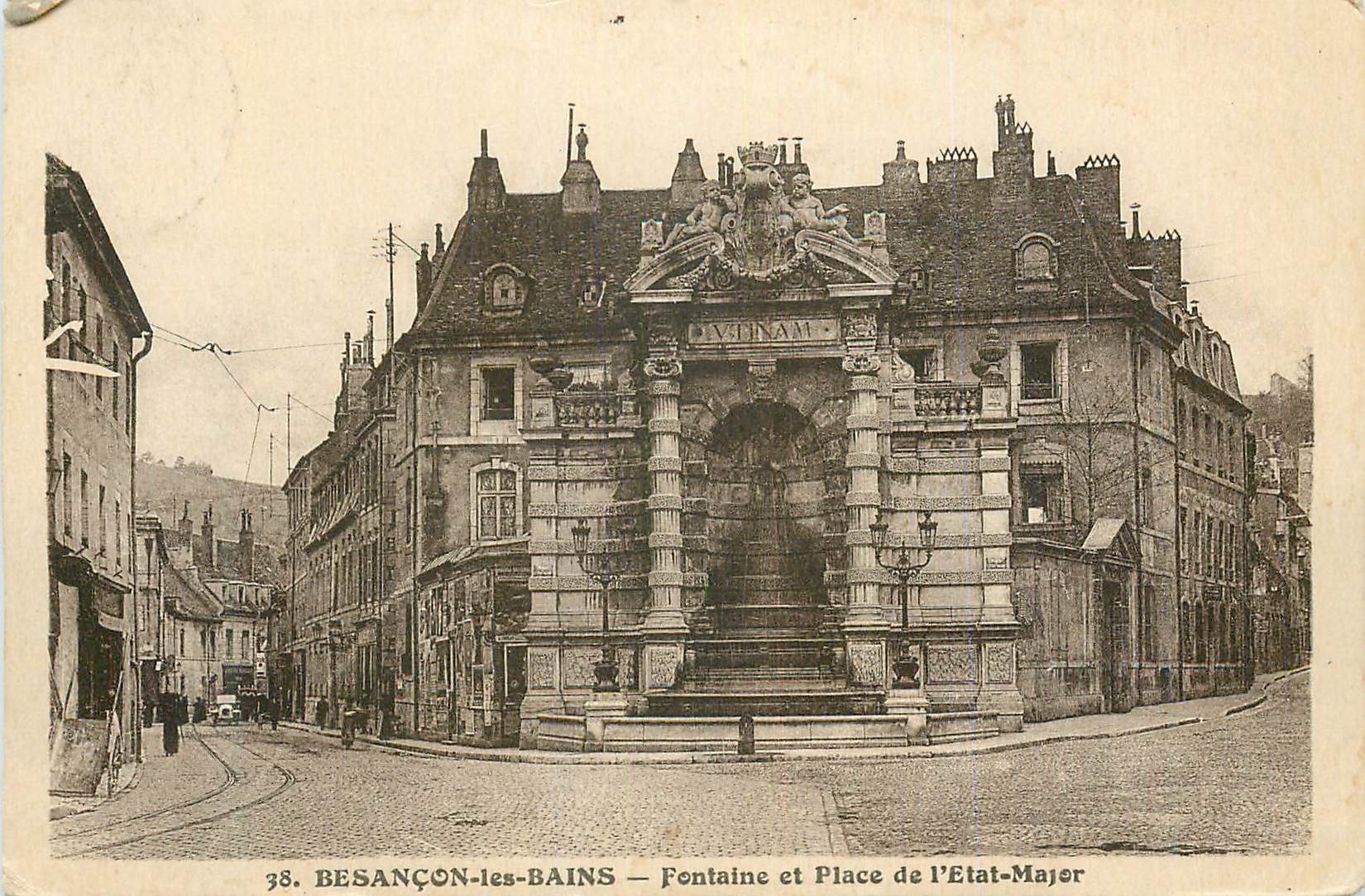 CPA Besancon les Bains Fontaine et Place de l'Etat Major