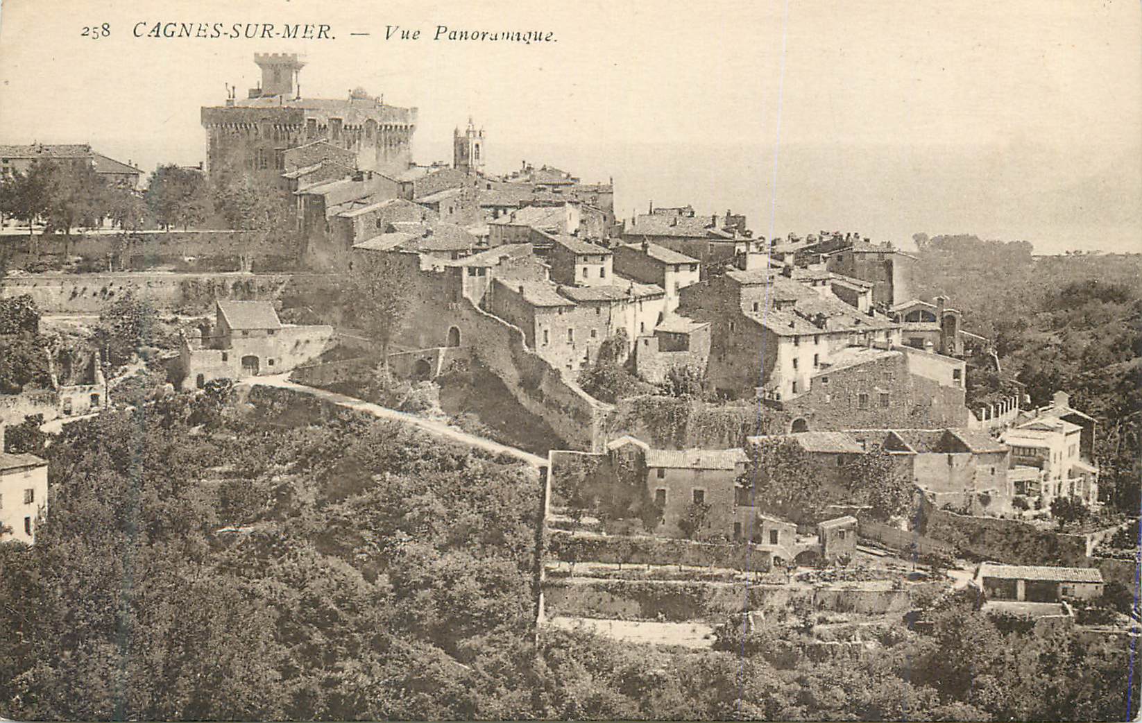 CPA Cagnes sur Mer Vue Panoramique