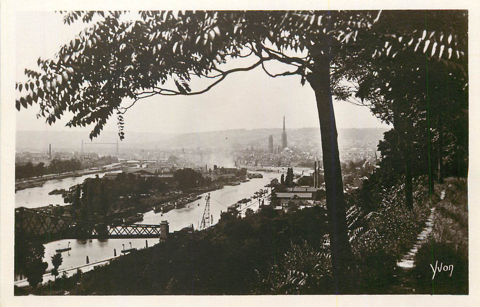 CPM Rouen (Seine Infre) La Douce France Vue Panoramique de la Ville