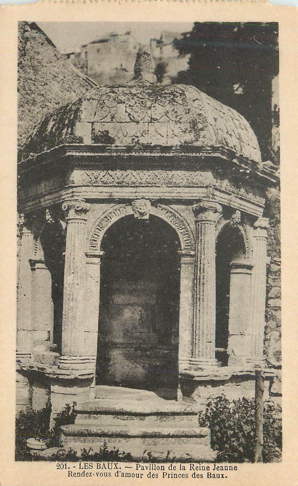 Les Baux — Pavillon de la Reine Jeanne, rendez-vous d'amour des Princes des Baux