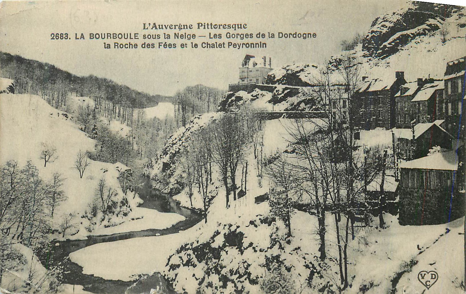 CPA La Bourboule sous la Neige l'Auvergne Pittoresque