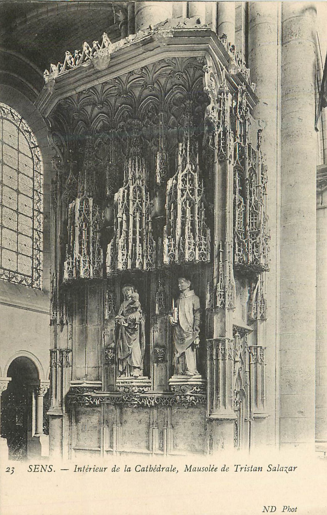 Sens — Intérieur de la Cathédrale, Mausolée de Tristan Salazar — ND Phot