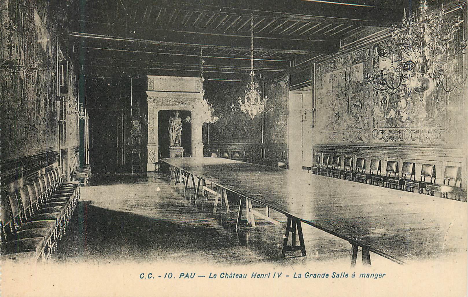 Pau — Le Château Henri IV — La Grande Salle à manger