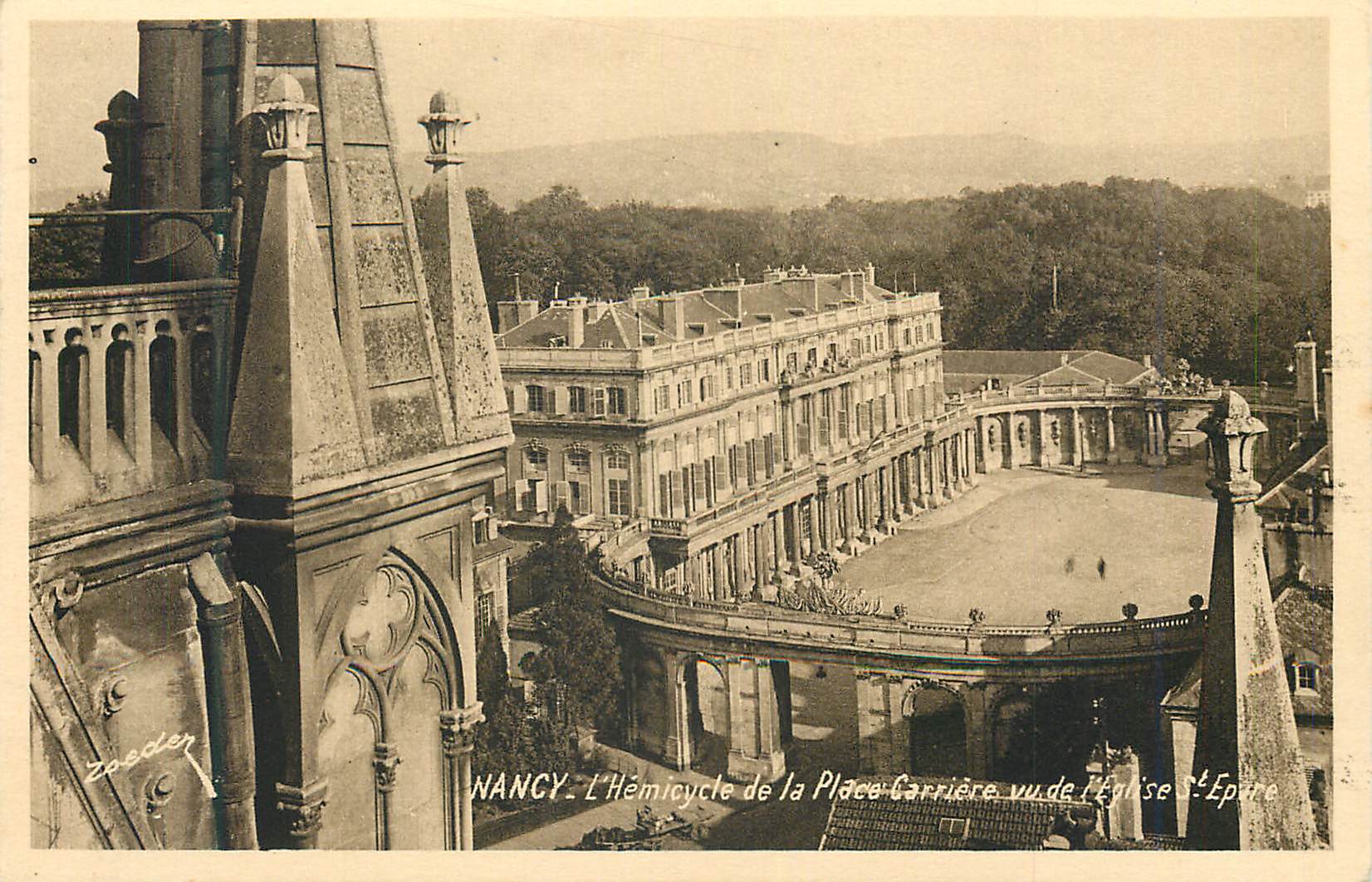 CPA Nancy L'Hemicycle de la Place Garriere vu de l'Eglise St Epire 