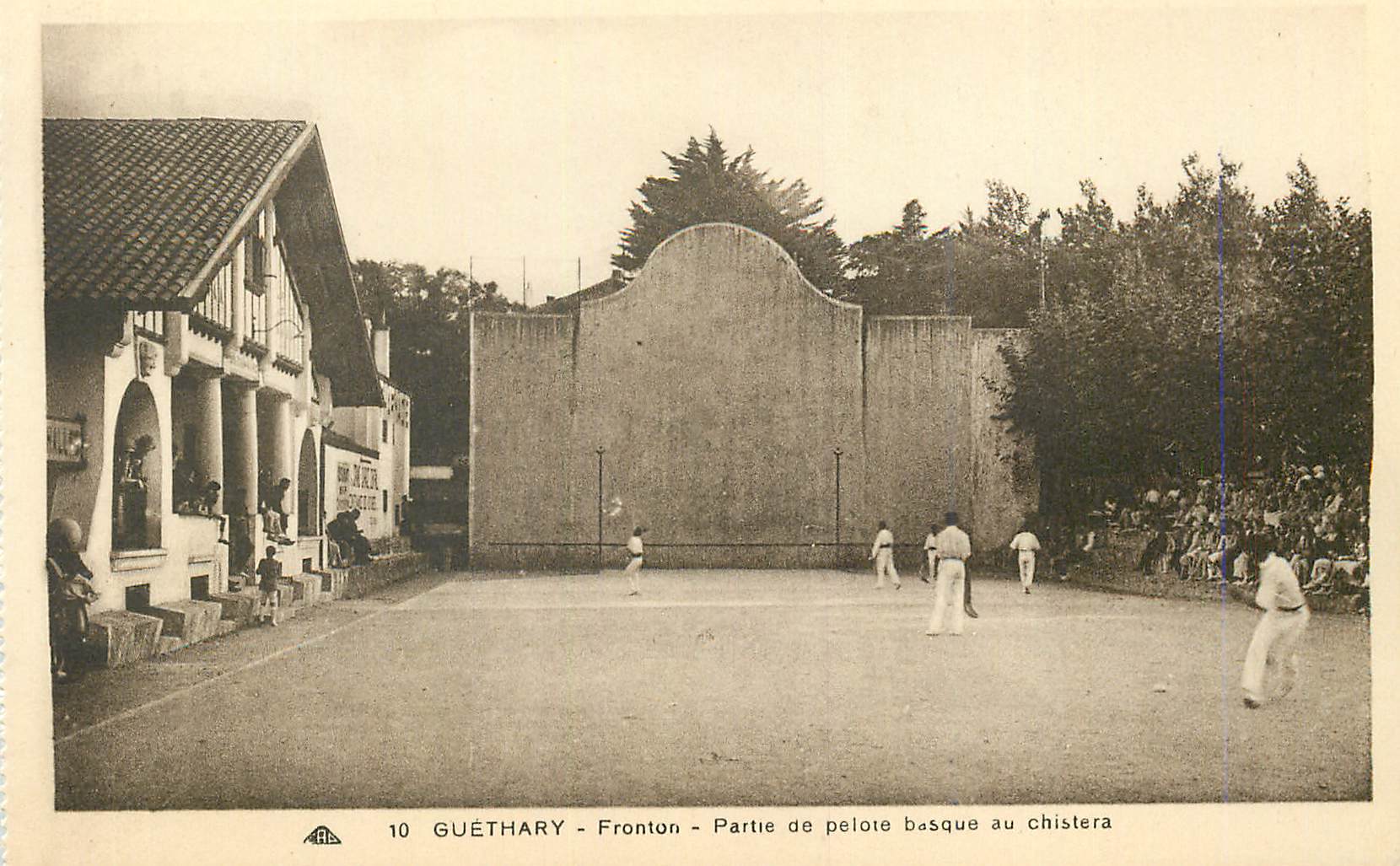 CPA Guethary Fronton Partie de pelore basque au chistera