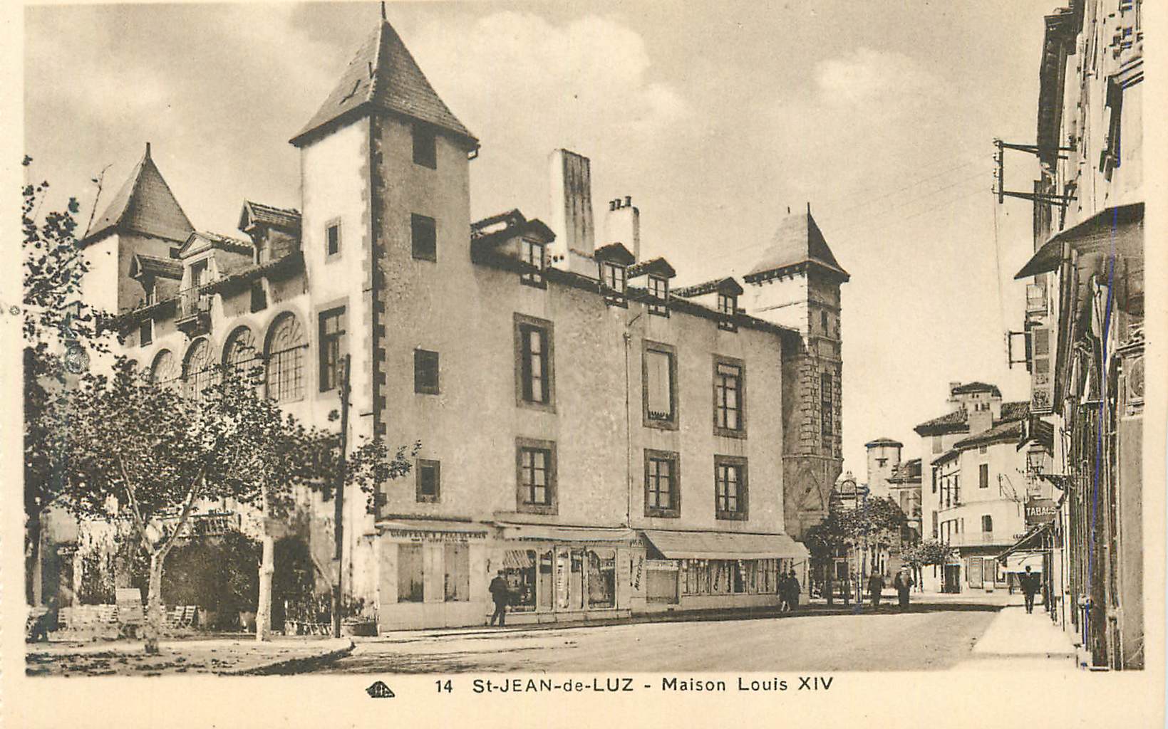 CPA St Jean de Luz Maison Louis XIV