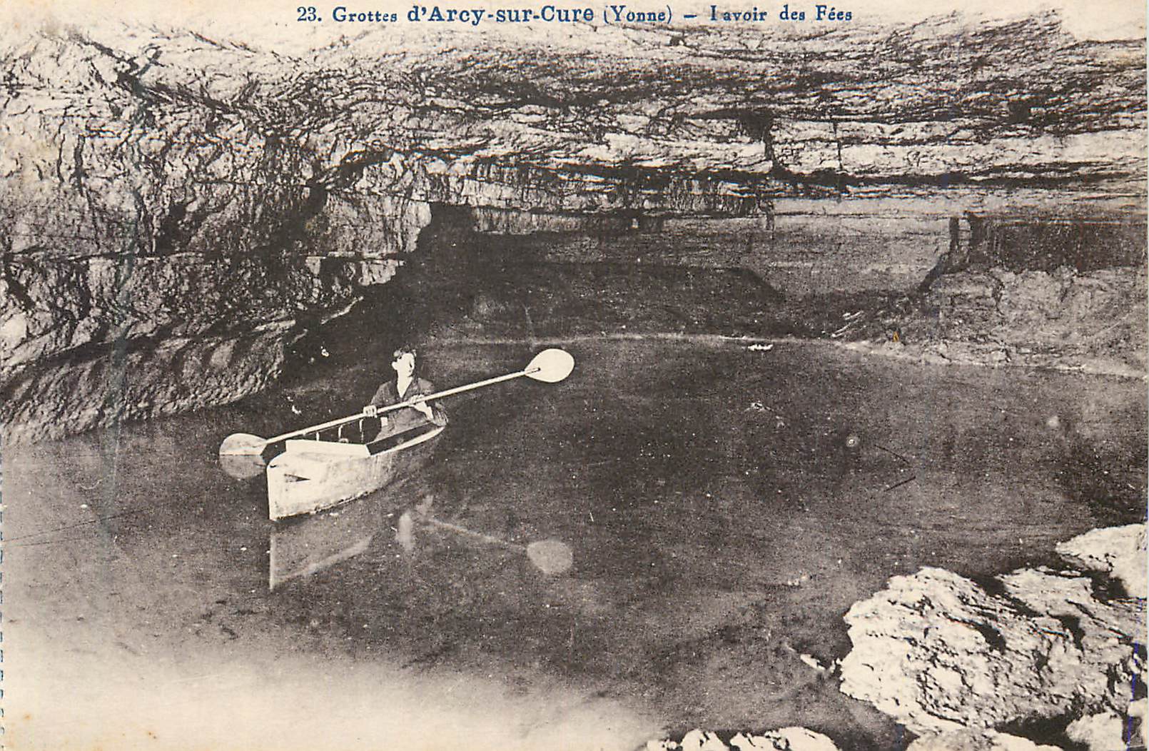 Grottes d'Arcy-sur-Cure (Yonne) — L'avoir des Fées