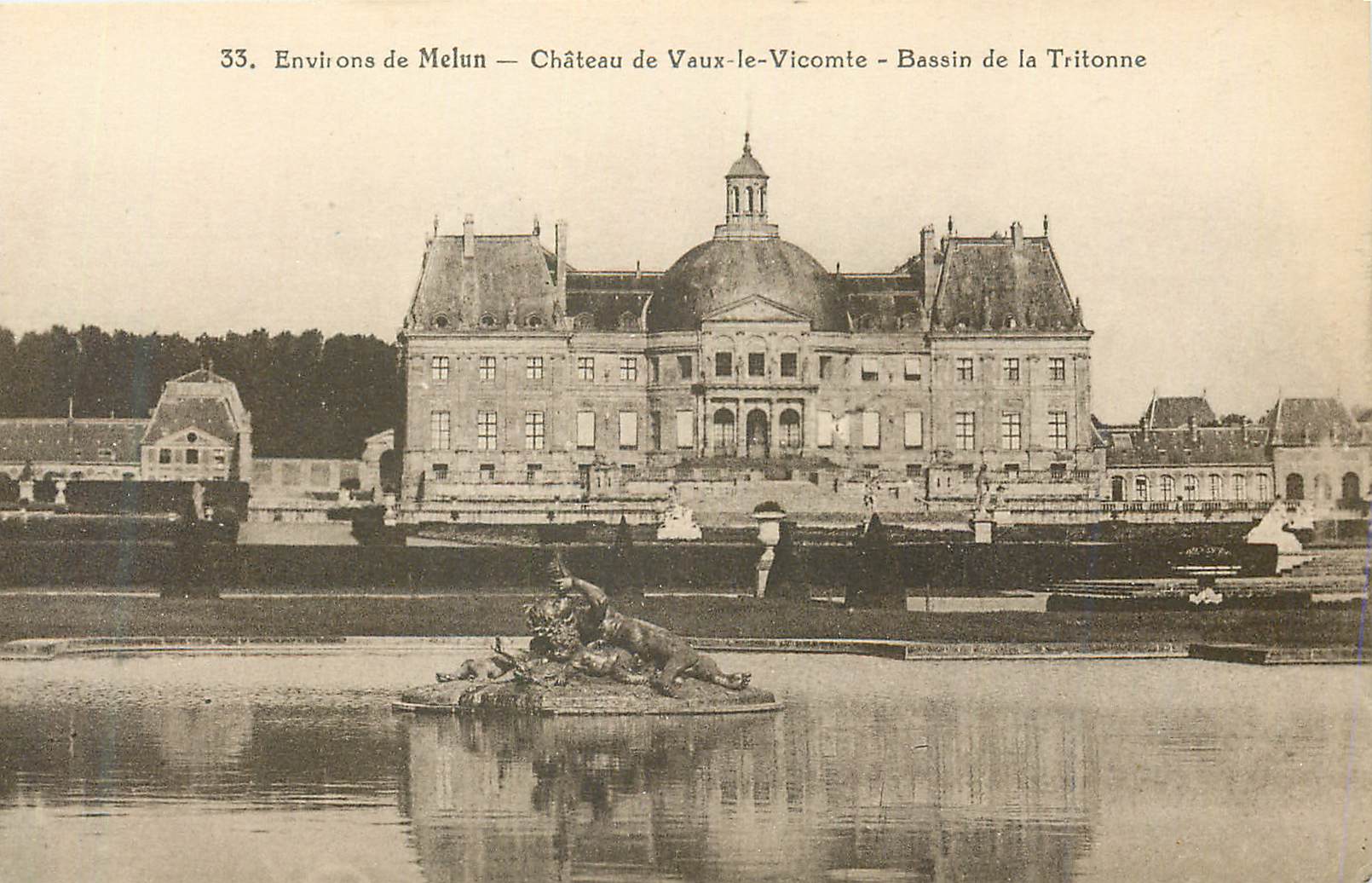 Environ de Melun — Château de Vaux-le-Vicomte — Bassin de la Tritonne