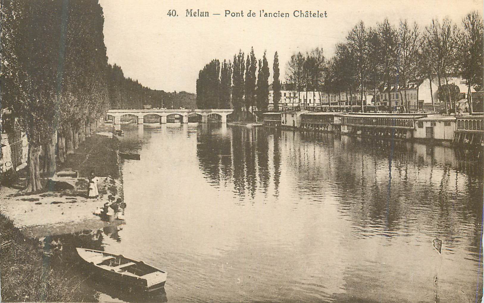 CPA Melun Pont de l'ancien Chatelet Lavandieres
