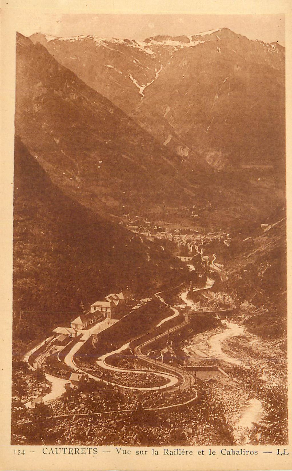 Cauterets — Vue sur la Raillère et le Cabaliros — L.L. — n° 154