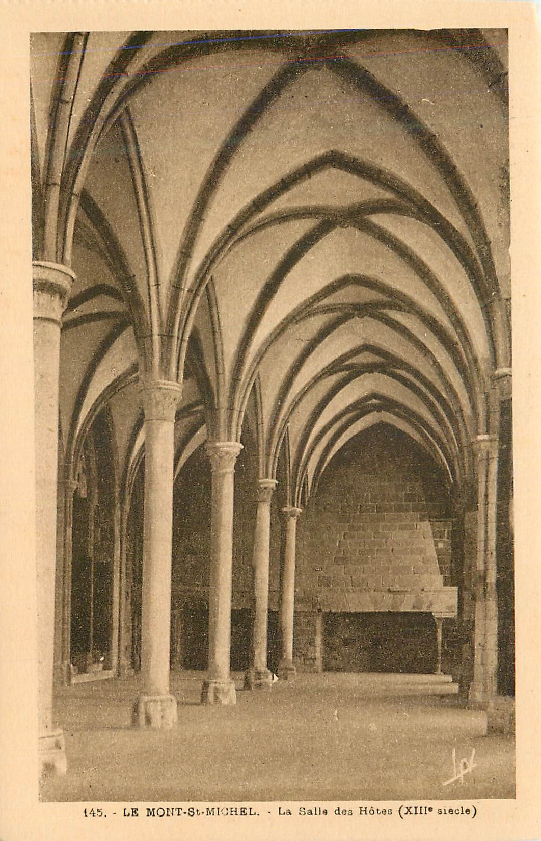 Le Mont-Saint-Michel - La Salle des Hôtes (XIIIe siècle) — éditeur Lévy, n° 145