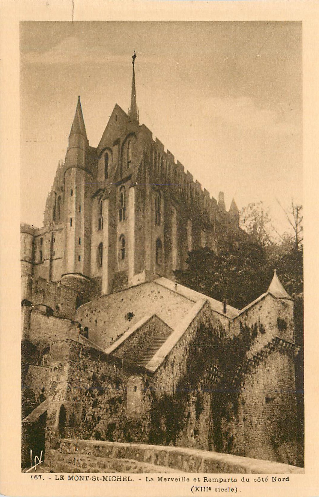 CPA Le Mont St Michel La Merveille et Remparts du cote Nord (XIIIe siecle)