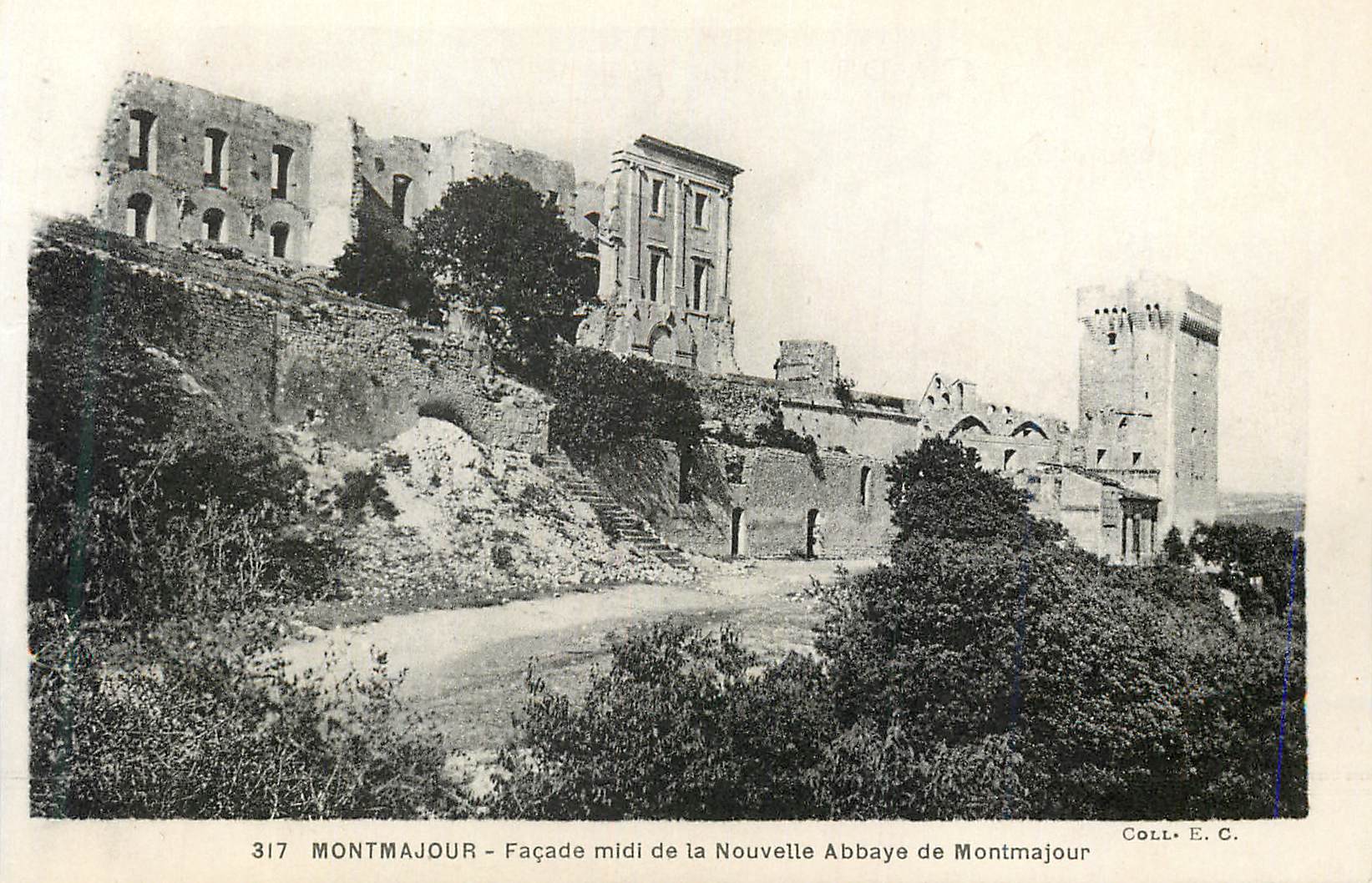 Montmajour — Façade midi de la Nouvelle Abbaye de Montmajour — Coll. E. C. n° 317