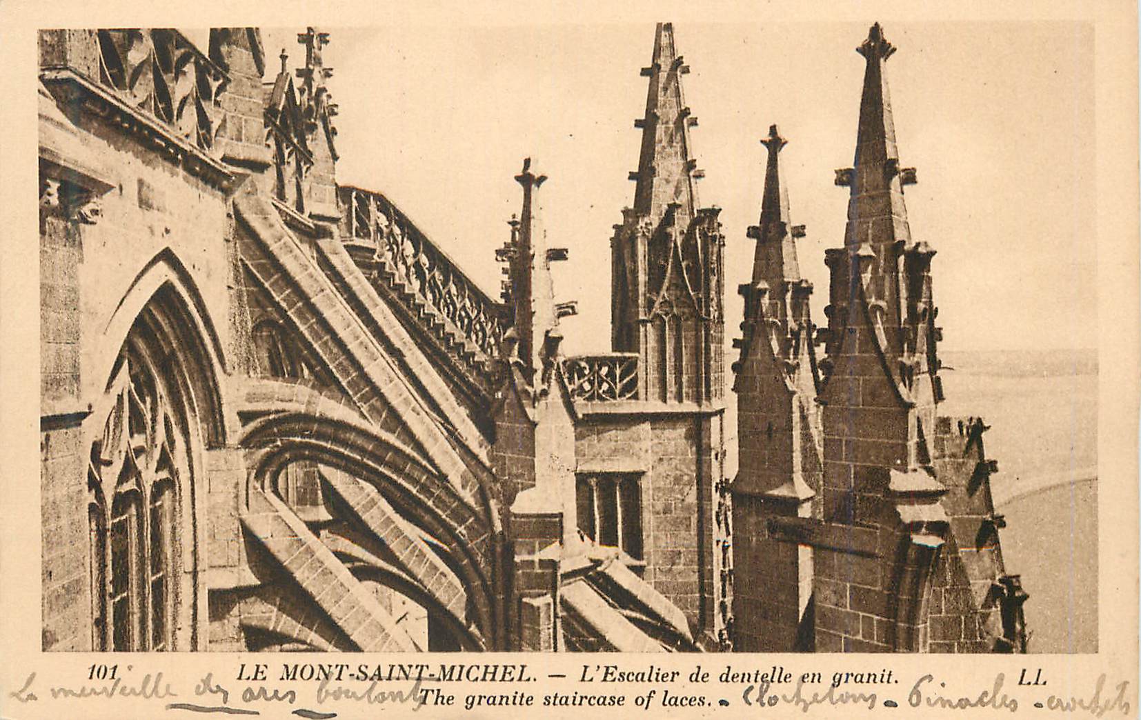 CPA Le Mont Saint Michel L'Escalier de dentelle en granit