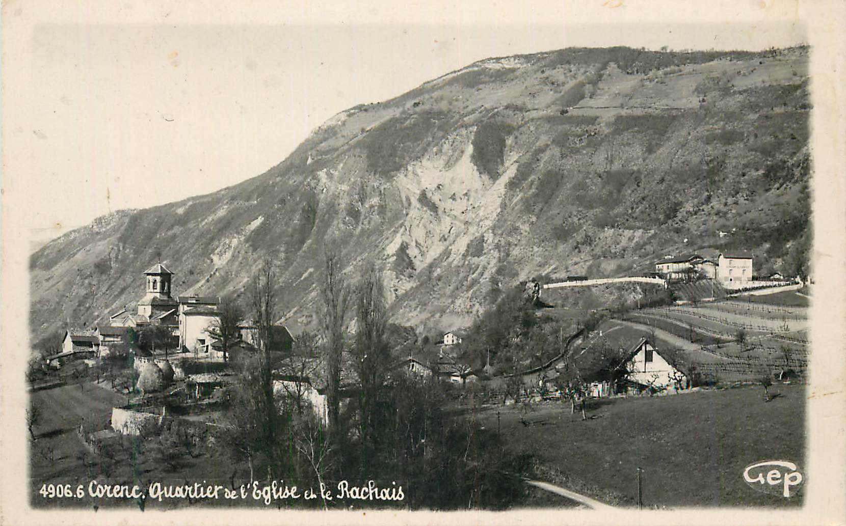 CPA Corenc Quartier de l'Eglise et le Rachais