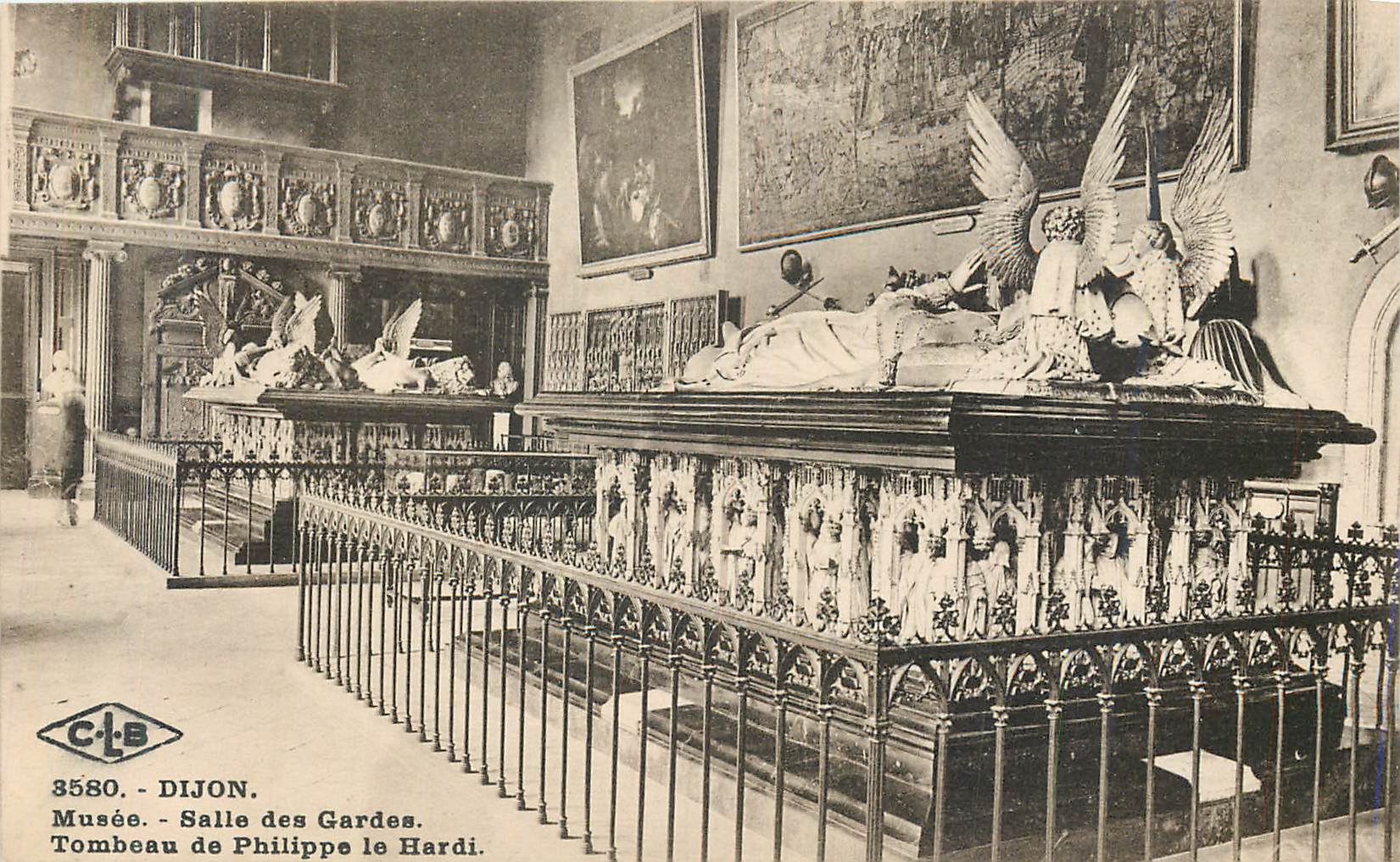 CPA Dijon Musee Salle des Gardes Tombeau de Philippe le Hardi
