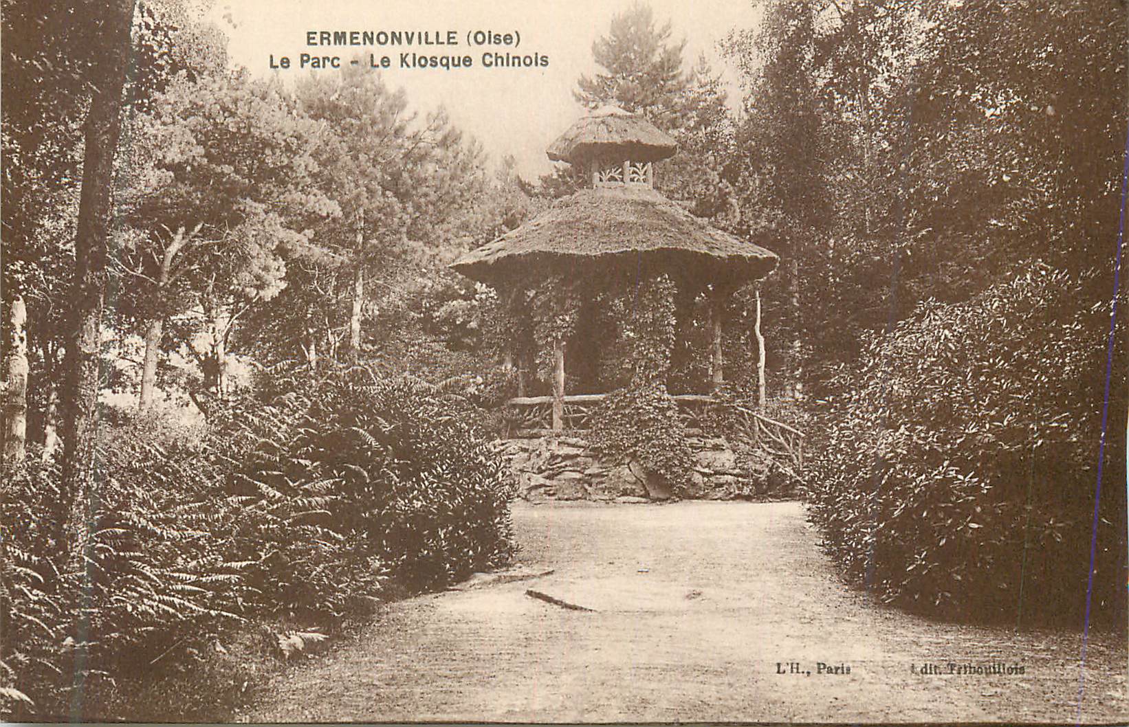 CPA Ermenonville (Oise) Le Parc le Kiosque Chinois