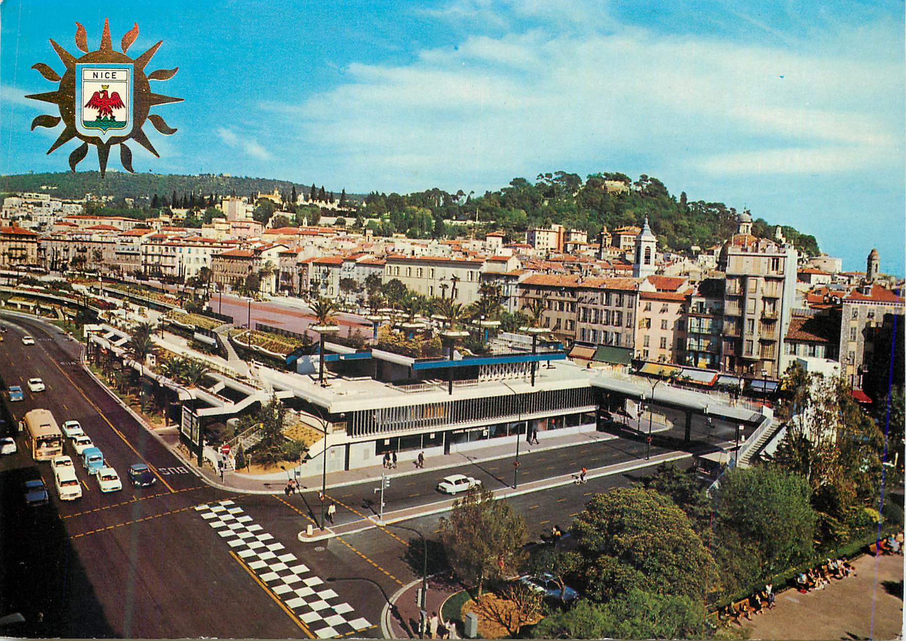 CPM Nice (Alpes Maritimes) Cote d'Azur La Promenade du Paillon et le Vieux Nice