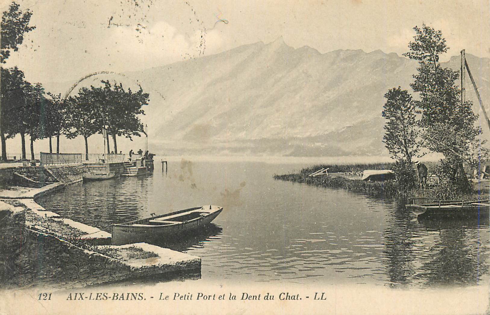 CPA Aix les Bains Le Petit Port et la Dent du Chat