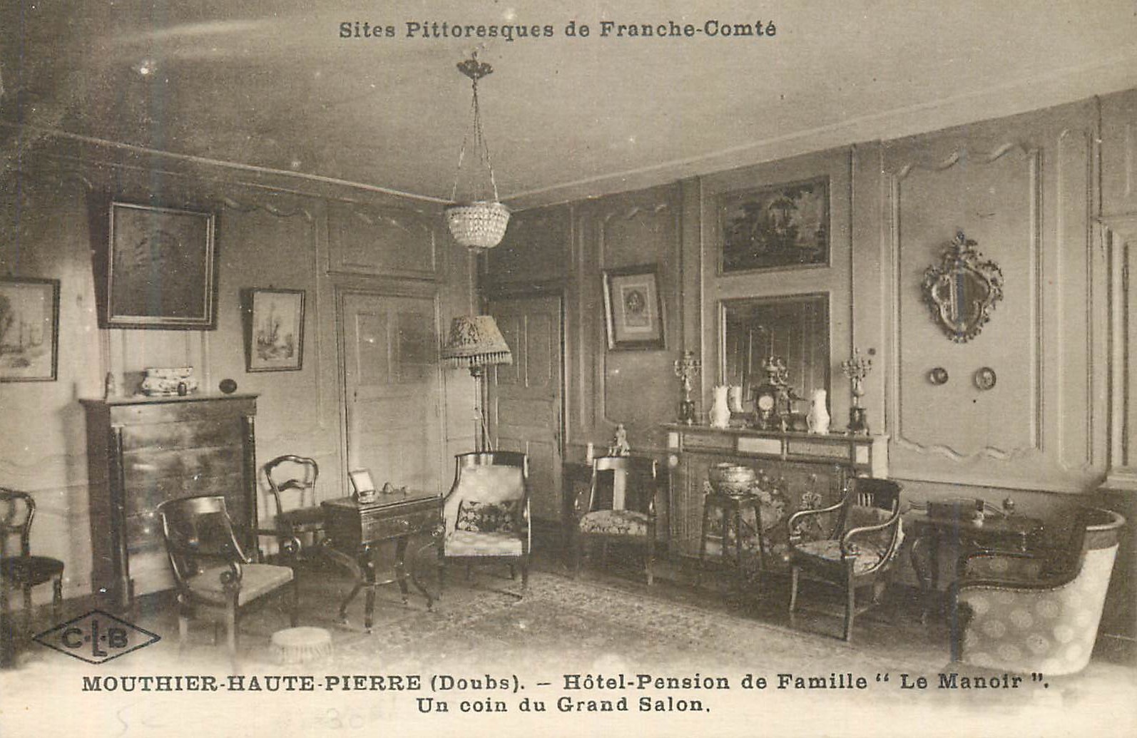 CPA Mouthier haute Pierre (Doubs) Hotel Pension de Famille Le Manoir Un coin du Grand Salon Sites Pittoresques de Franch