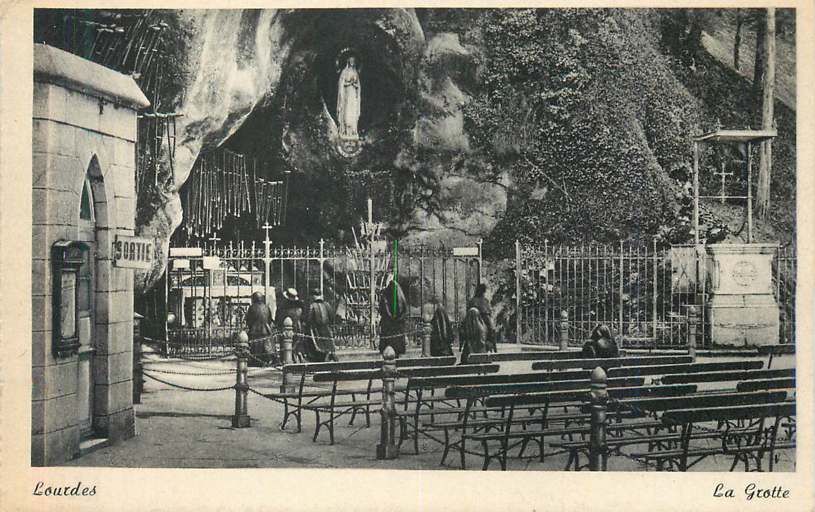 CPA Lourdes La Grotte