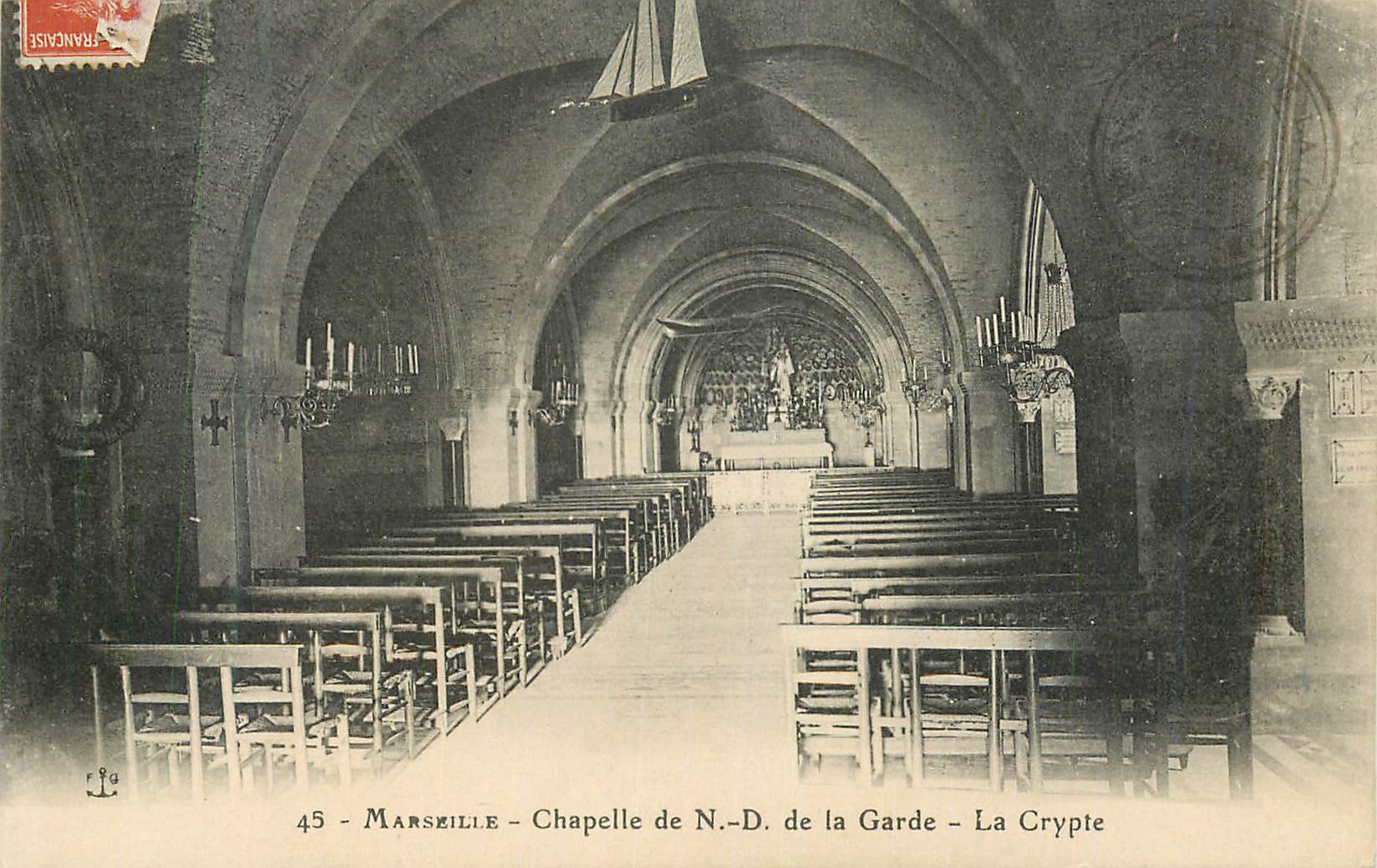 CPA Marseille Chapelle de N D de la Garde La Crypte
