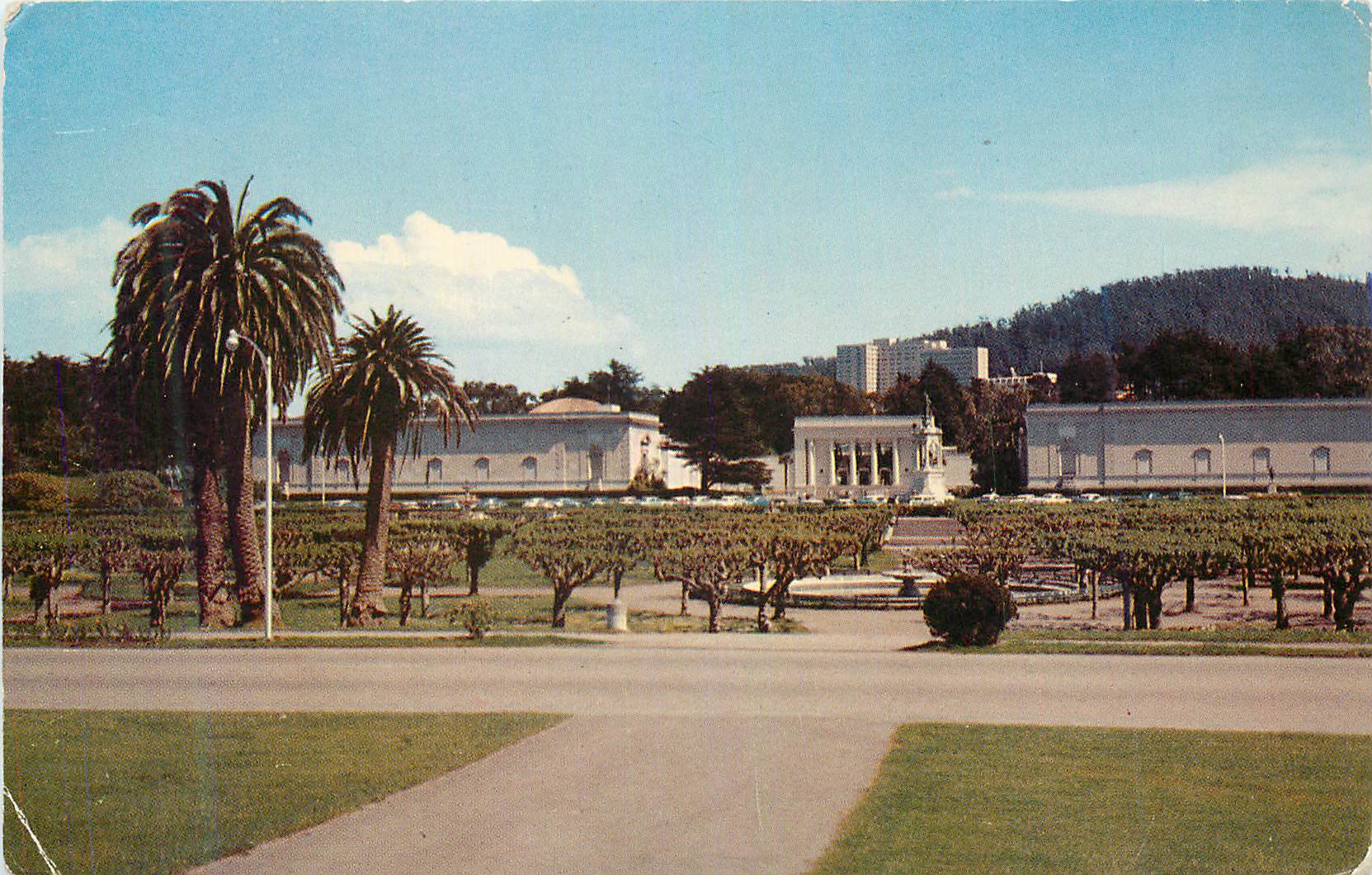 CPM California Academy of Sciences California Academ of Sciences Building located in San Francisco's famous Golden Gate 