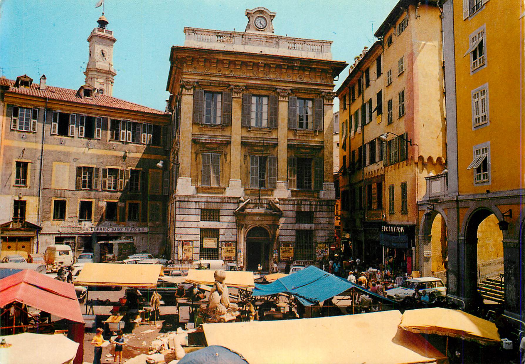 CPM Nice Le Vieux Nice Pittoresque La Place Saint Francois