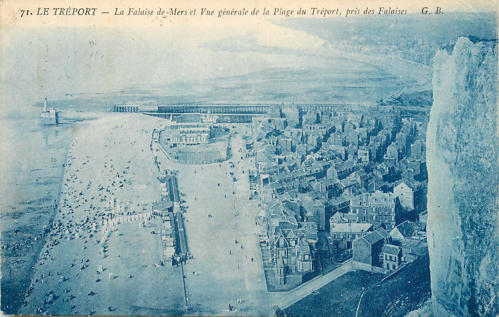 CPA Le Treport La Falaise de Mers et Vue generale de la Plage du Treport pris des Falaise