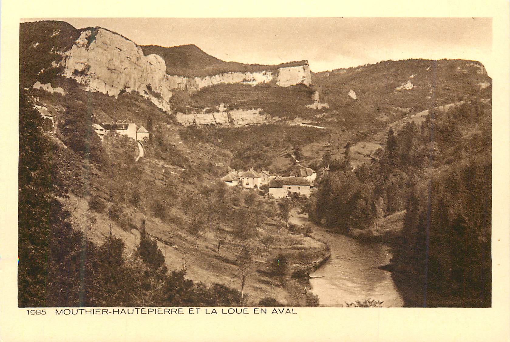 CPA Mouthier Hautepierre et la Loue en Aval