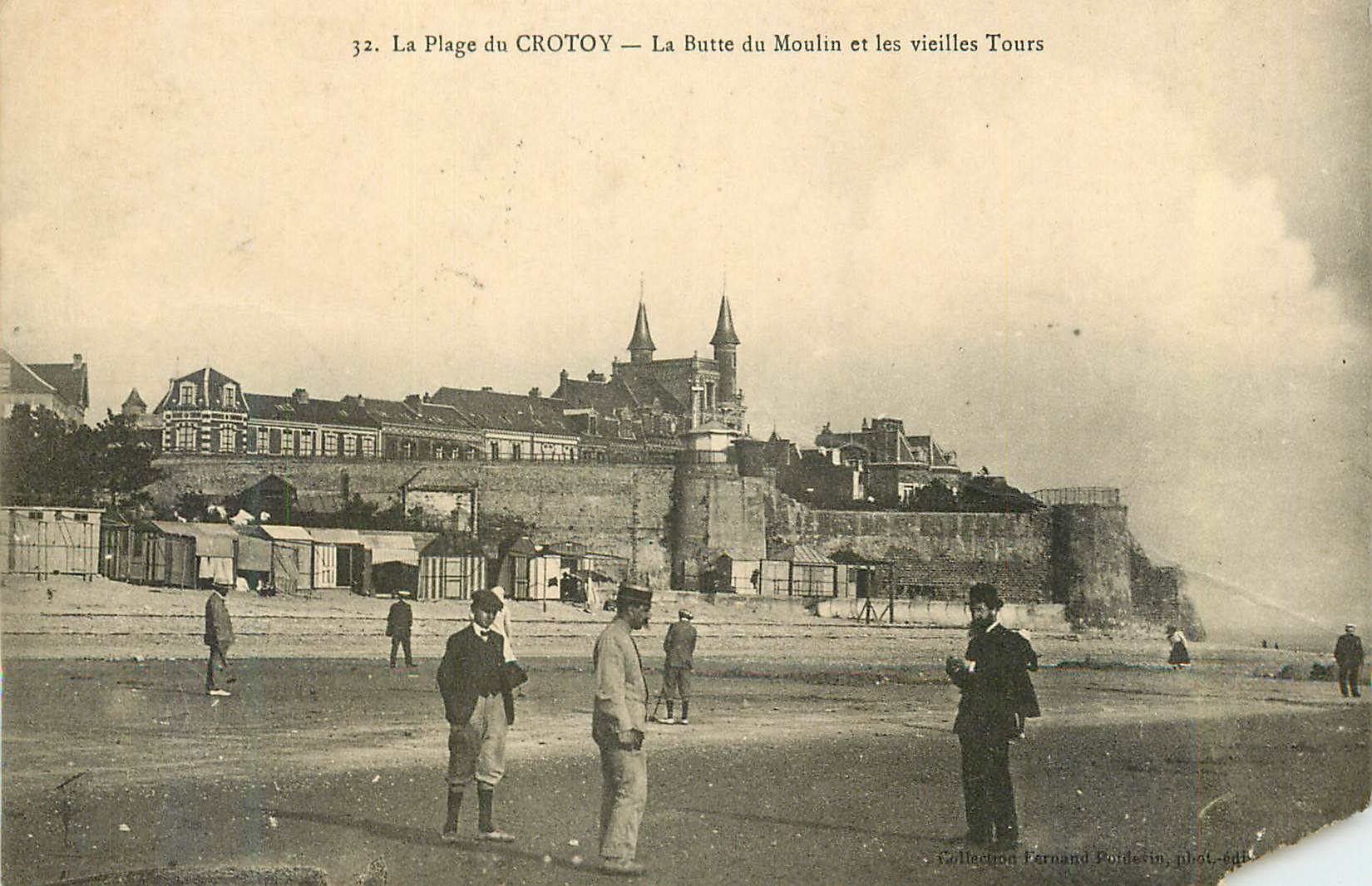 CPA La Plage du Crotoy La Butte du Moulin et les Vieielles Tours
