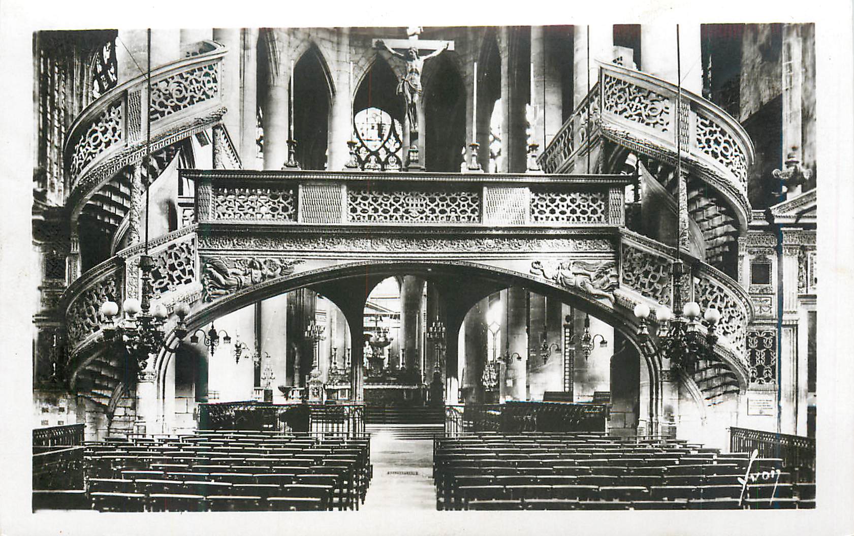 CPM Paris en flanant Eglise St Etienne du Mont Le Jube