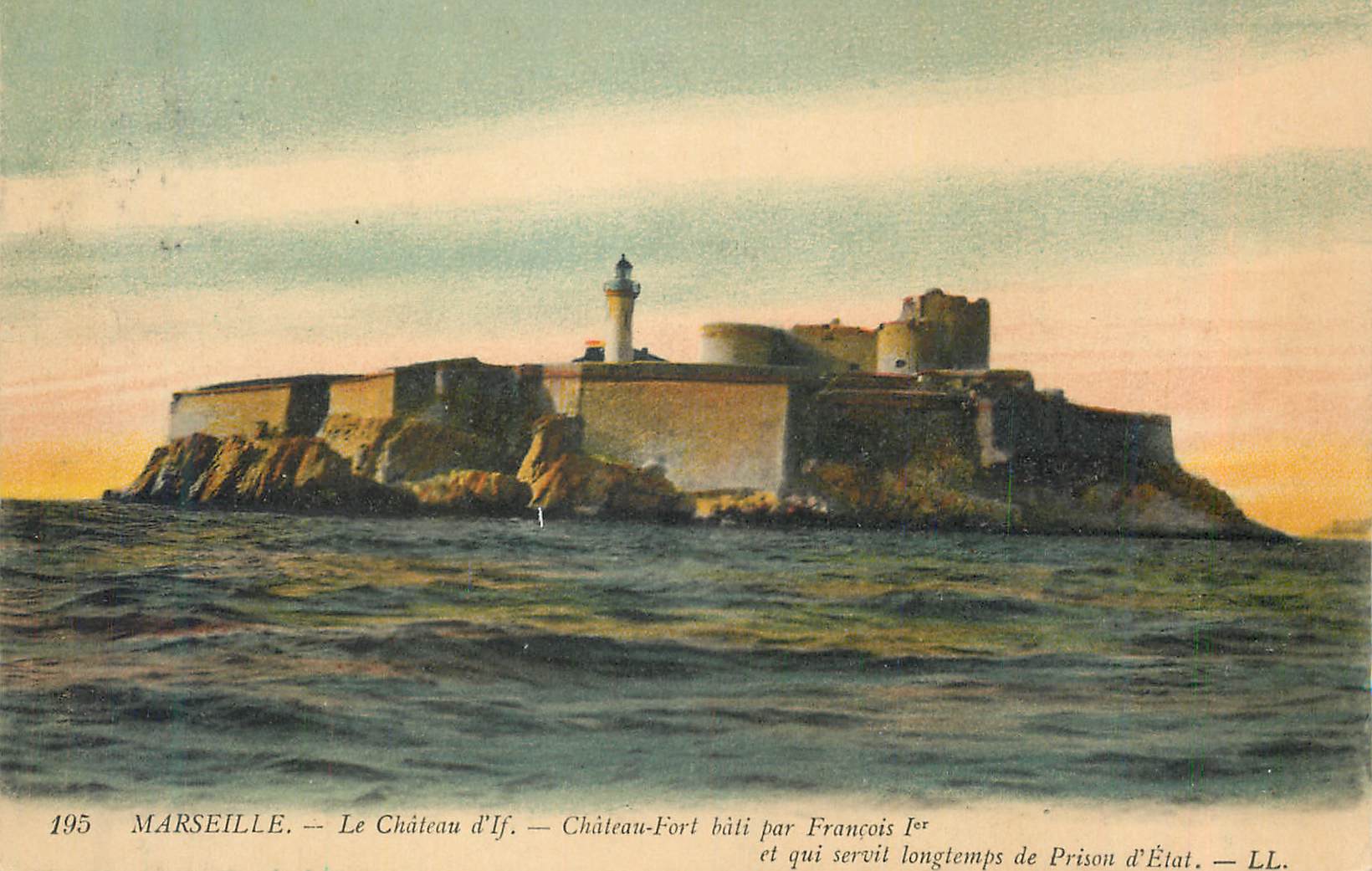CPA Marseille Le Chateau d'If Chateau fort Bati par Francois 1er et qui servit longtemps de Prison d'Etat