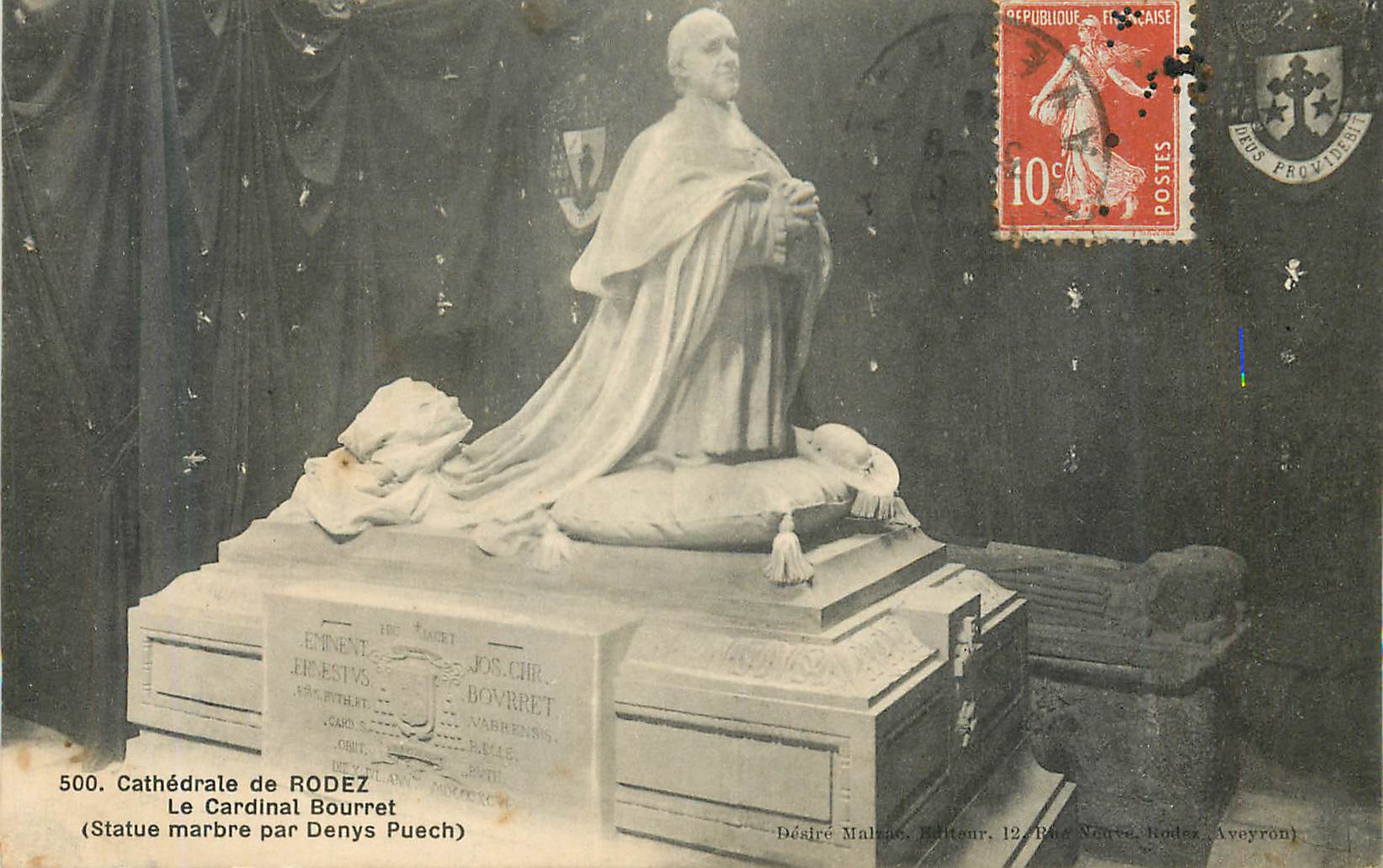 Cathédrale de Rodez — Statue marbre du Cardinal Bourret — par Denys Puech
