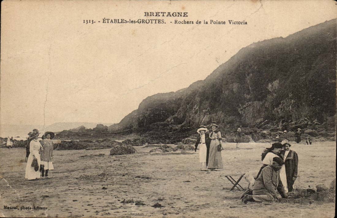 Étables-les-Grottes — Rochers de la Pointe Victoria — Mancel, photo-éditeur
