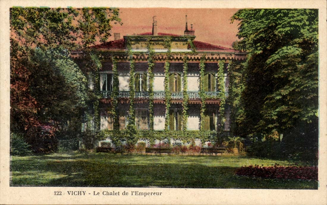 Vichy CPA Le chalet de l'empereur