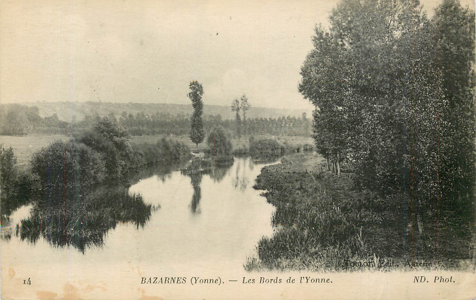 CPA Bazarnes (Yonne) Les Bords de l'Yonne