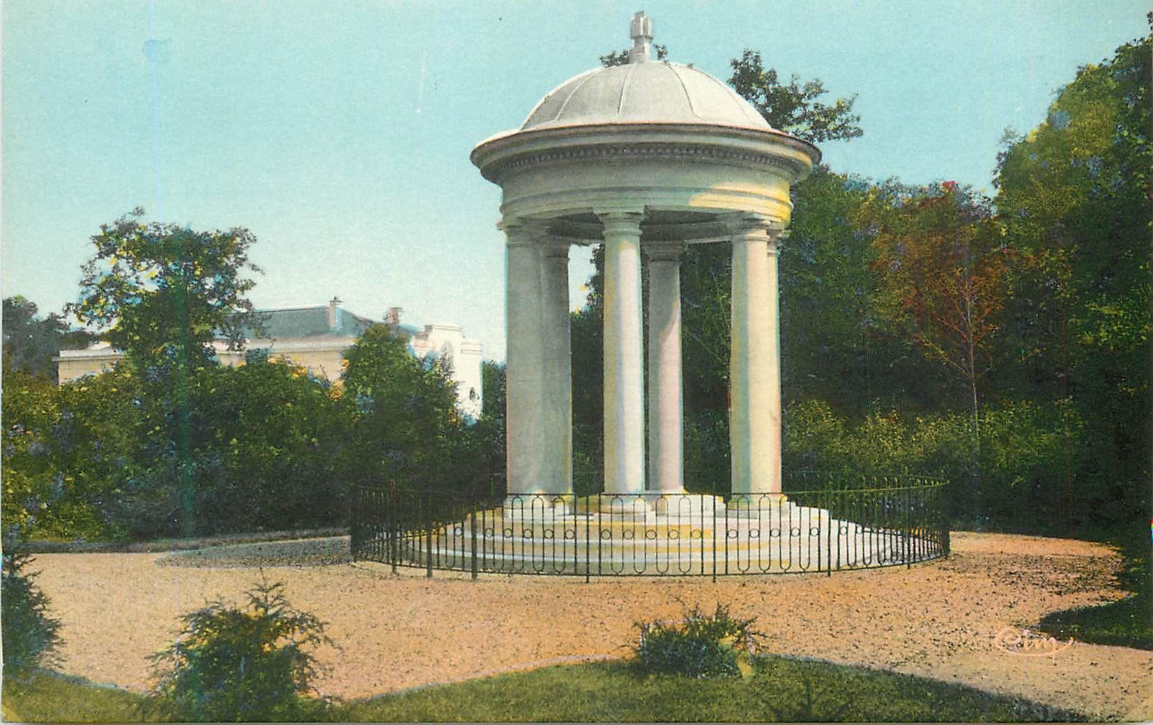 CPA Louveciennes (S et O) Tombeau du Marechal Joffre