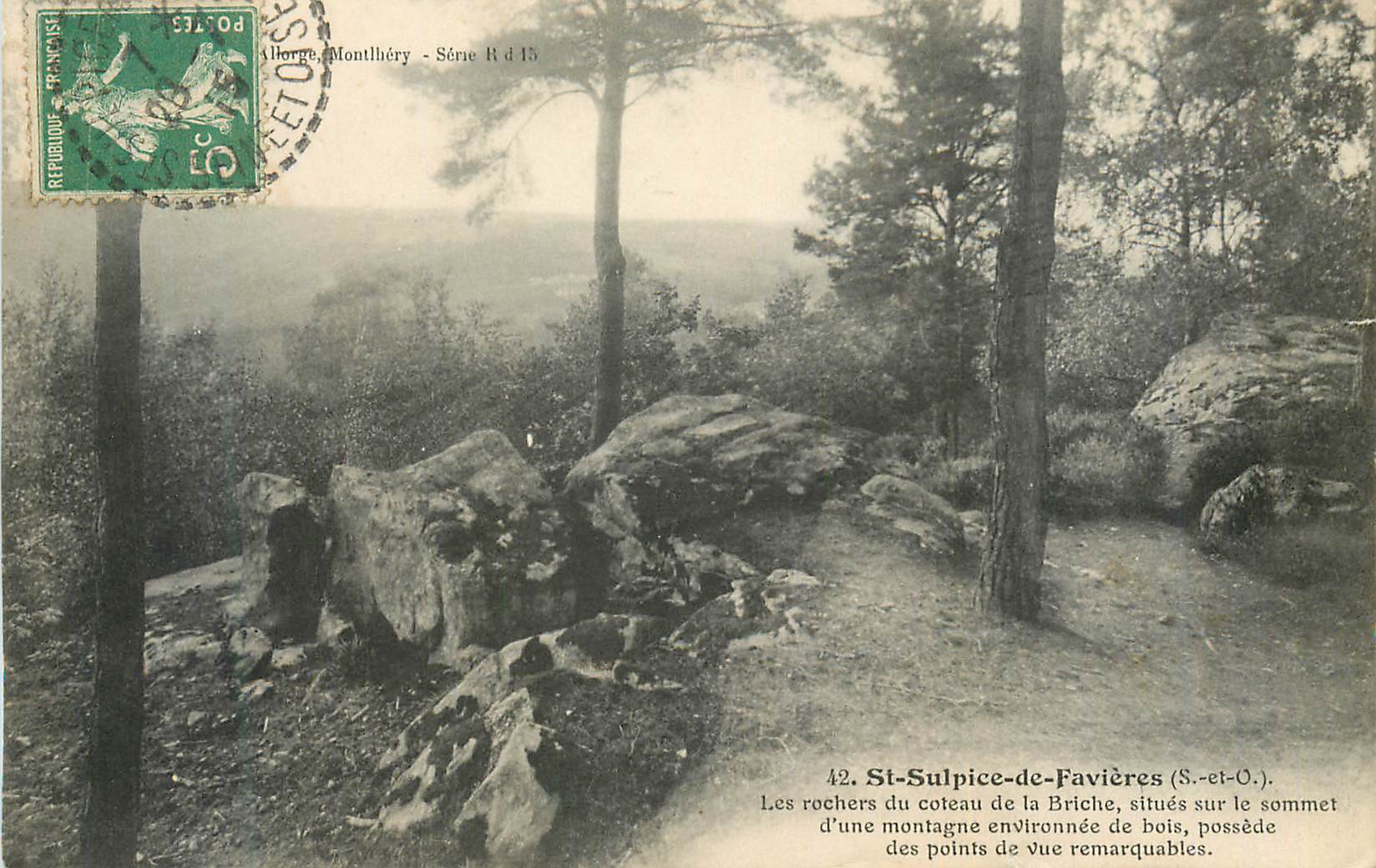 CPA St Sulpice de Favieres (S et O) Les Roches du coteau de la Briche situes sur le sommet d'une montagne environnee de 