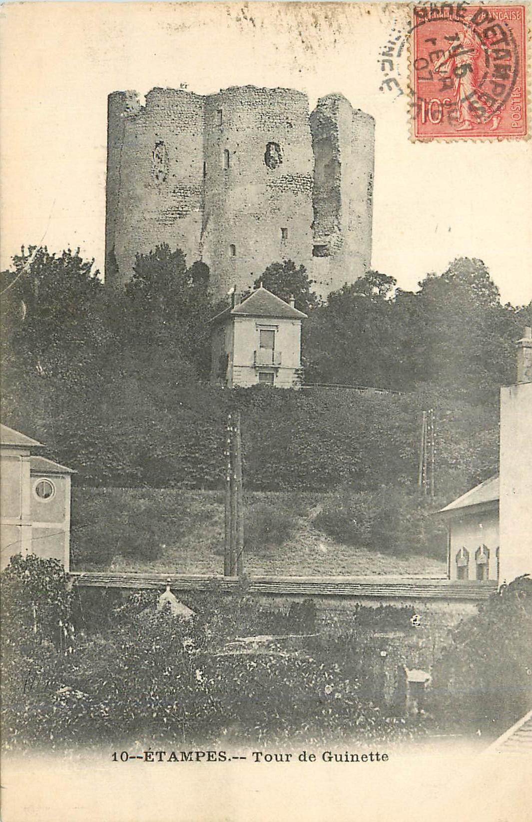 CPA Etampes Tour de Guinette