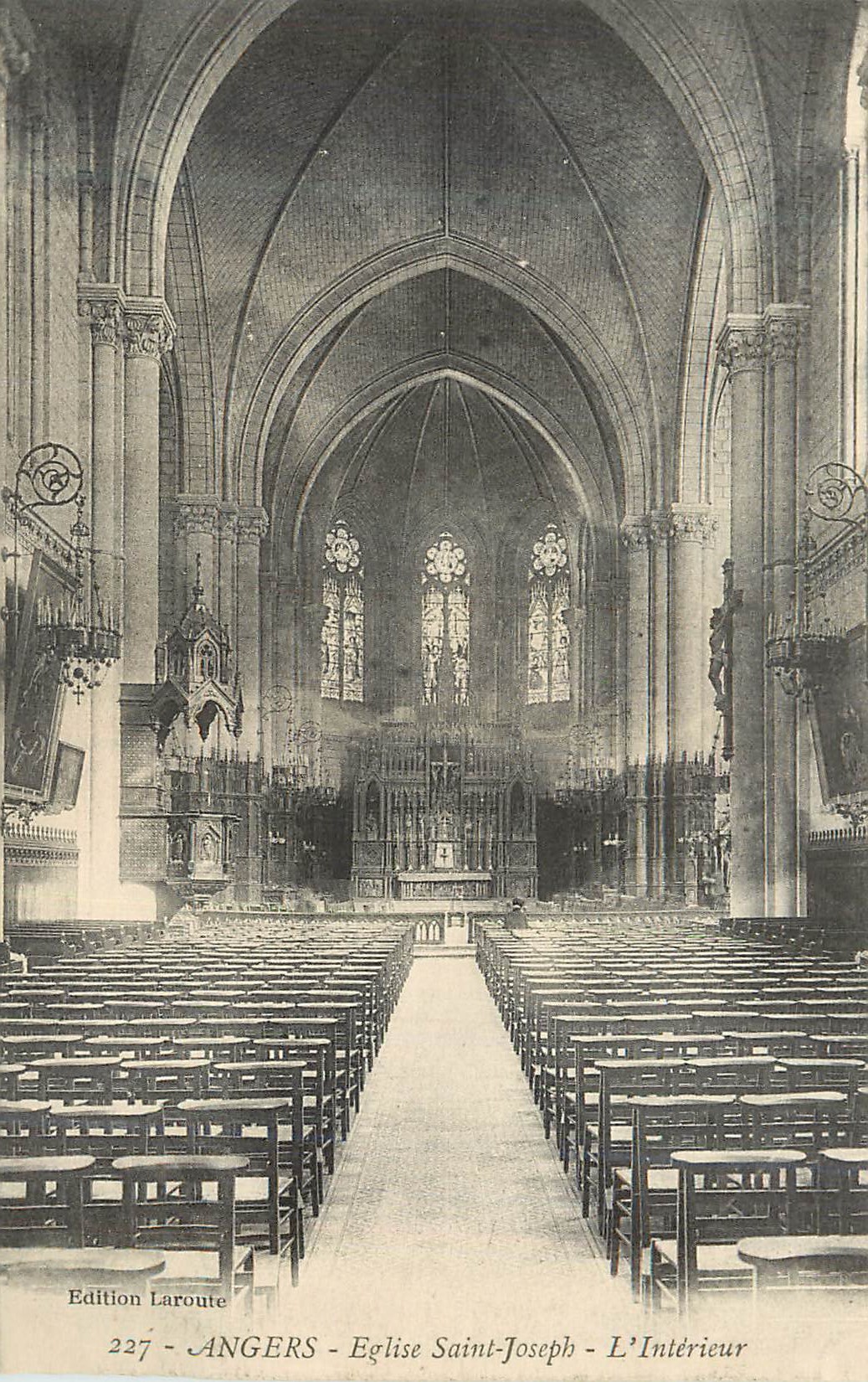 CPA Angers Eglise Saint Joseph L'Interieur
